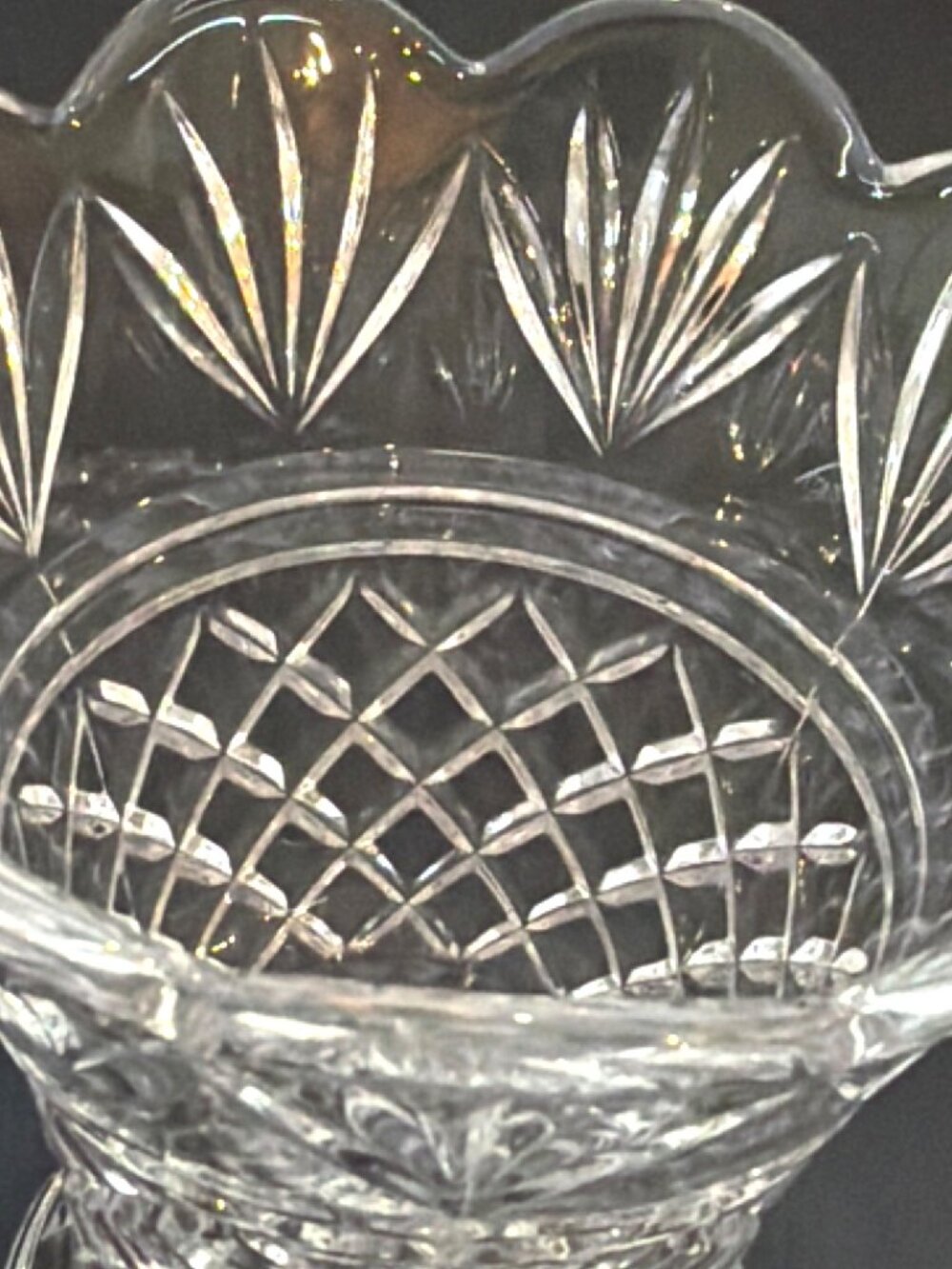 Marquis Waterford Honour Crystal Vase Flared Scalloped Rim Diamond Cut Germany - Picture 3 of 9